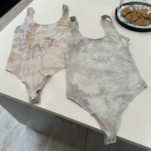 2 Abercrombie Tie Dye Bodysuits - Picture 1 of 5